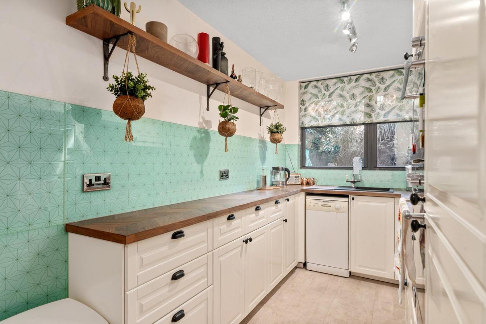 Ferienhaus Guestready - Beautiful 2br Townhouse W Garden